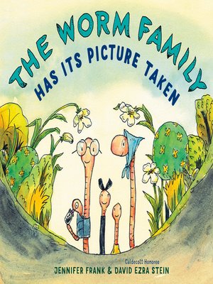 cover image of The Worm Family Has Its Picture Taken